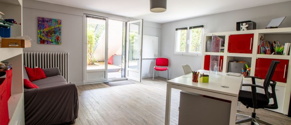 Maison 7 pièces de 183 m² à Rueil-Malmaison (92500)