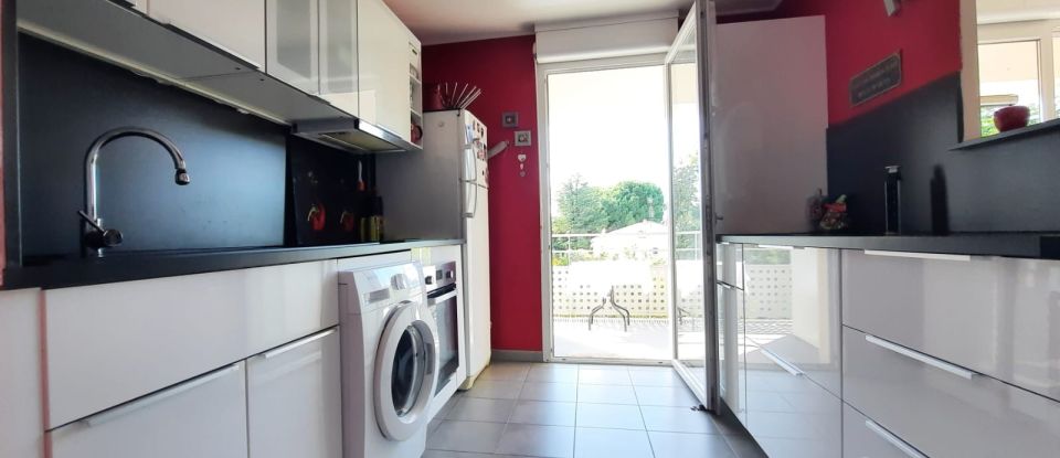 Appartement 3 pièces de 65 m² à Lunel (34400)