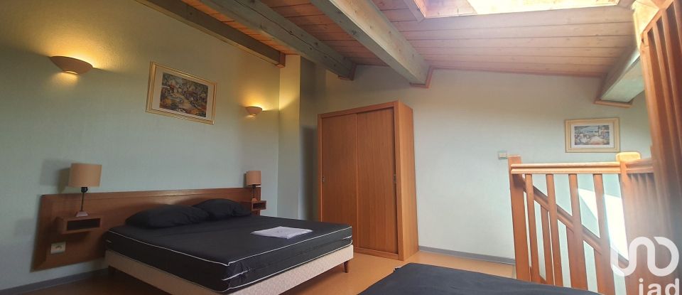 Maison 2 pièces de 36 m² à Tourrettes (83440)