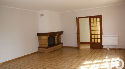 Traditional house 4 rooms of 117 m² in Camiran (33190)