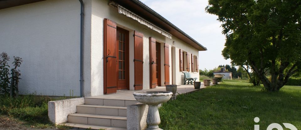 Maison traditionnelle 4 pièces de 117 m² à Camiran (33190)