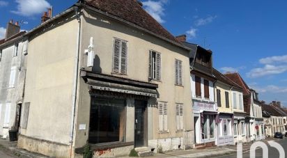 Maison de village 8 pièces de 110 m² à Ervy-le-Châtel (10130)