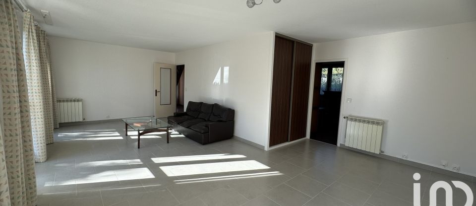 House 6 rooms of 161 m² in Livry-sur-Seine (77000)