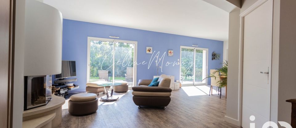 Maison 8 pièces de 174 m² à La Roche-sur-Yon (85000)