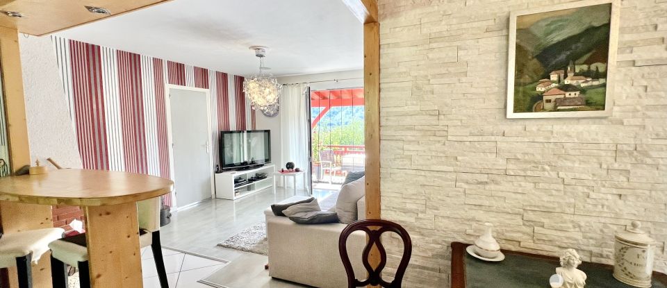 Maison 6 pièces de 158 m² à Larceveau-Arros-Cibits (64120)