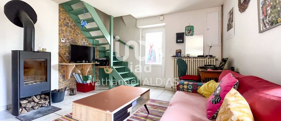 Maison 4 pièces de 67 m² à Saint-Affrique (12400)