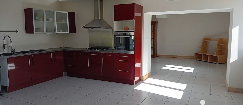 Maison 3 pièces de 81 m² à Houssay (41800)