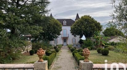 Domaine 7 pièces de 255 m² à Puy-l'Évêque (46700)