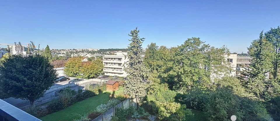 Apartment 5 rooms of 104 m² in Sceaux (92330)