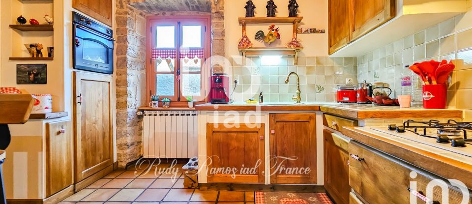 Traditional house 5 rooms of 96 m² in Sévérac d'Aveyron (12150)