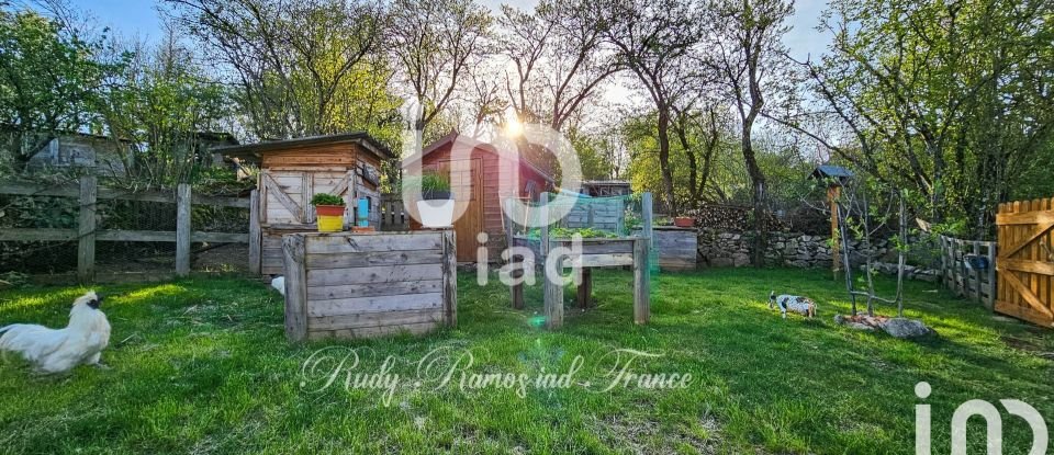 Traditional house 5 rooms of 96 m² in Sévérac d'Aveyron (12150)