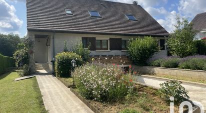 Maison traditionnelle 7 pièces de 194 m² à Cambronne-lès-Clermont (60290)