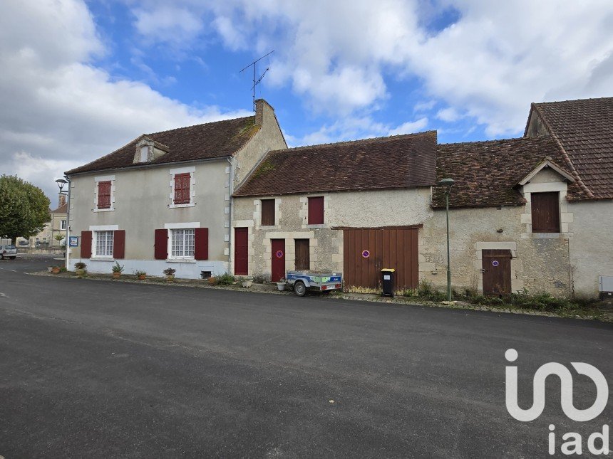 Village house 5 rooms of 157 m² in Béthines (86310)