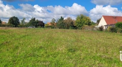 Land of 1,917 m² in La Groutte (18200)