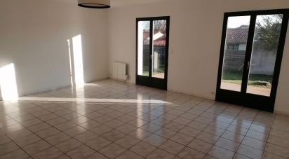 House 8 rooms of 115 m² in Cenon (33150)