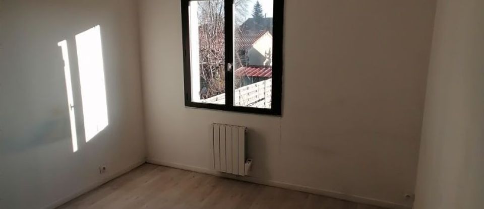 Maison 8 pièces de 115 m² à Cenon (33150)