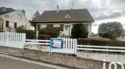 Maison traditionnelle 5 pièces de 120 m² à Coucy-le-Château-Auffrique (02380)