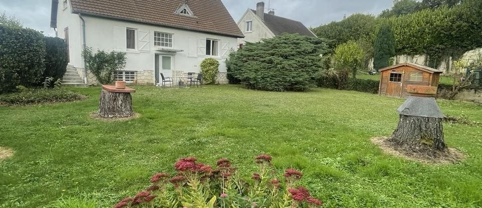 Traditional house 5 rooms of 120 m² in Coucy-le-Château-Auffrique (02380)