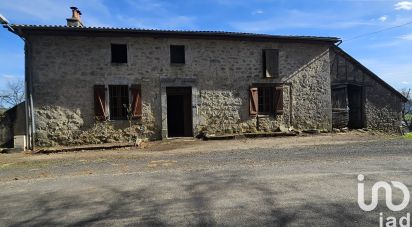 Maison 4 pièces de 95 m² à Labesserette (15120)