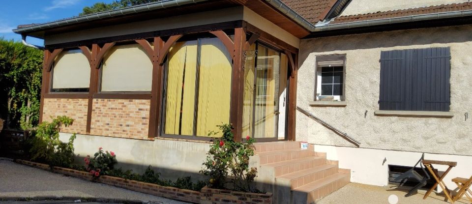 Maison traditionnelle 6 pièces de 160 m² à Cramant (51530)