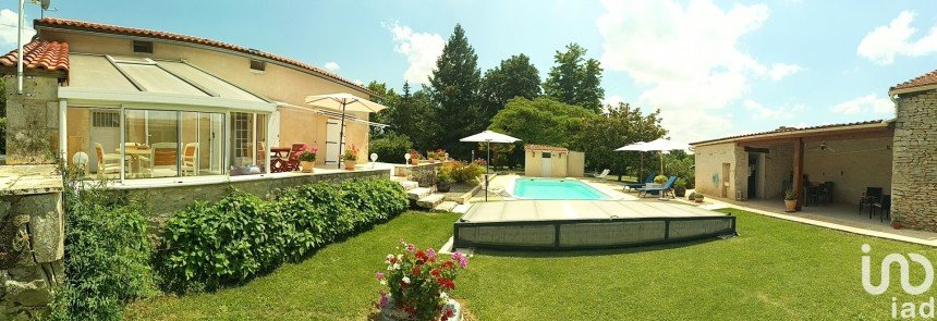 House 4 rooms of 86 m² in Payroux (86350)