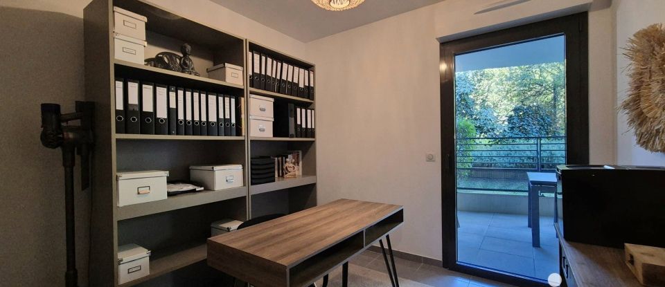 Appartement 3 pièces de 63 m² à Aix-en-Provence (13080)