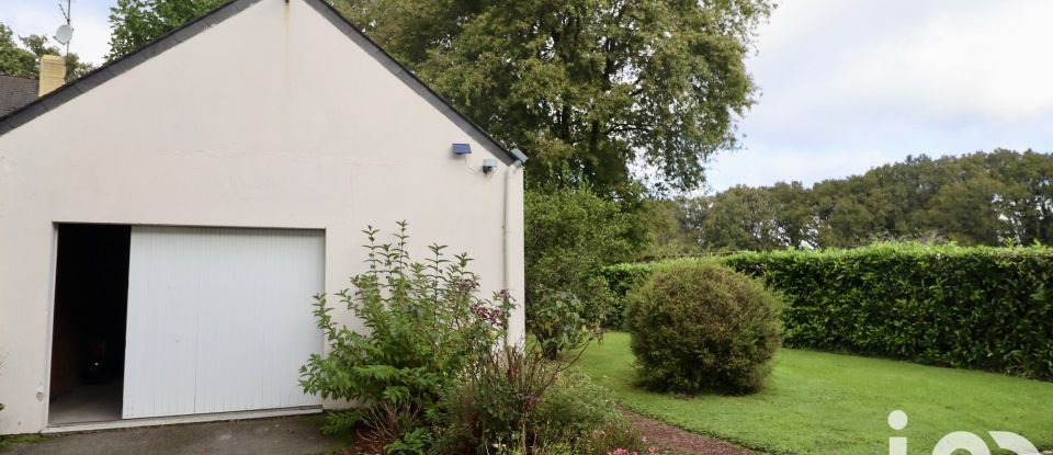 Maison traditionnelle 4 pièces de 140 m² à La Chapelle-des-Marais (44410)