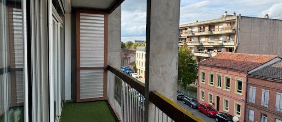 Appartement 5 pièces de 94 m² à Montauban (82000)