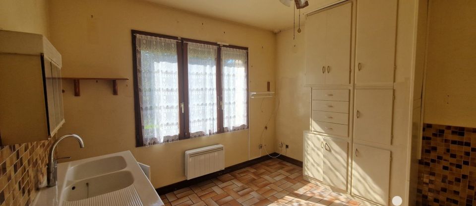 House 9 rooms of 192 m² in Bailleau-Armenonville (28320)