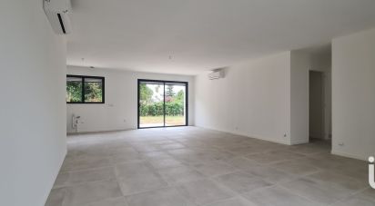 Maison 5 pièces de 113 m² à Saintes (17100)