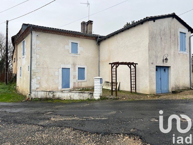 Maison 4 pièces de 130 m² à Saint-Astier (24110)