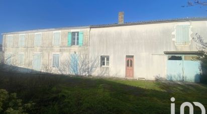 Village house 5 rooms of 184 m² in Marsilly (17137)