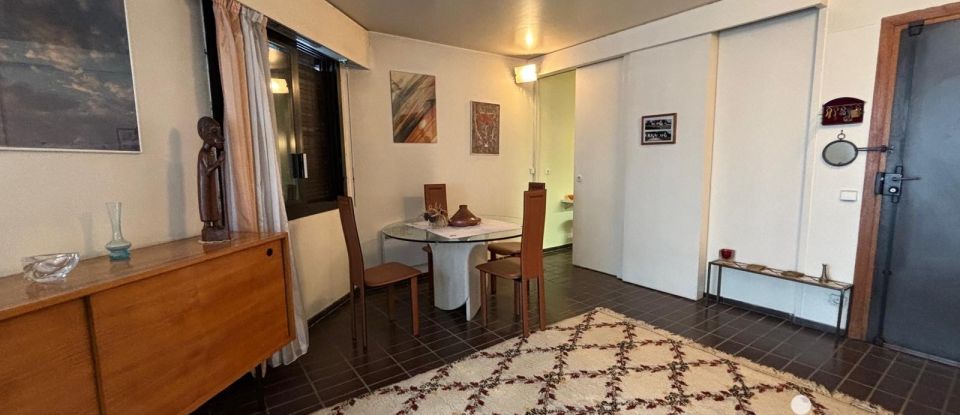 Apartment 2 rooms of 52 m² in Paris (75017)