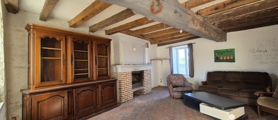 Village house 4 rooms of 92 m² in Saint-Martin-de-Sanzay (79290)