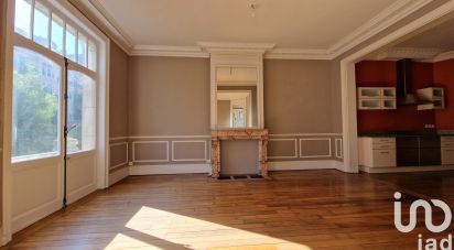 Appartement 4 pièces de 100 m² à Lille (59800)