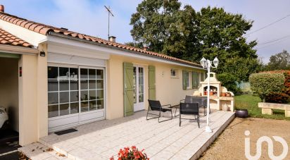 Pavilion 4 rooms of 100 m² in Niort (79000)