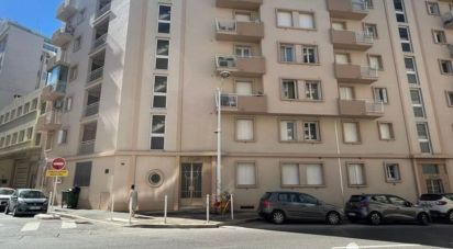 Apartment 4 rooms of 62 m² in Toulon (83000)