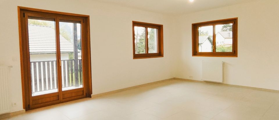 Appartement 4 pièces de 105 m² à Ambilly (74100)