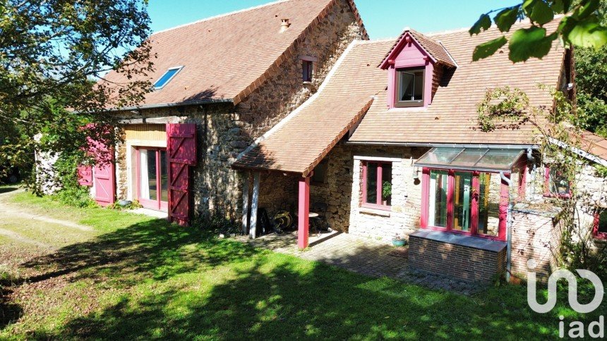 House 6 rooms of 125 m² in Château-Chervix (87380)