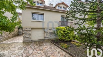 Maison 5 pièces de 120 m² à Chevilly-Larue (94550)