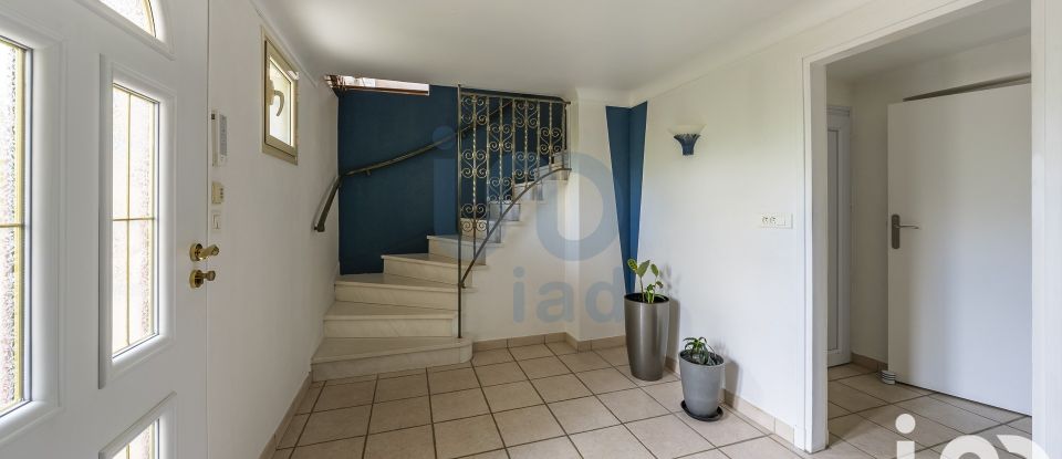 House 5 rooms of 120 m² in Chevilly-Larue (94550)