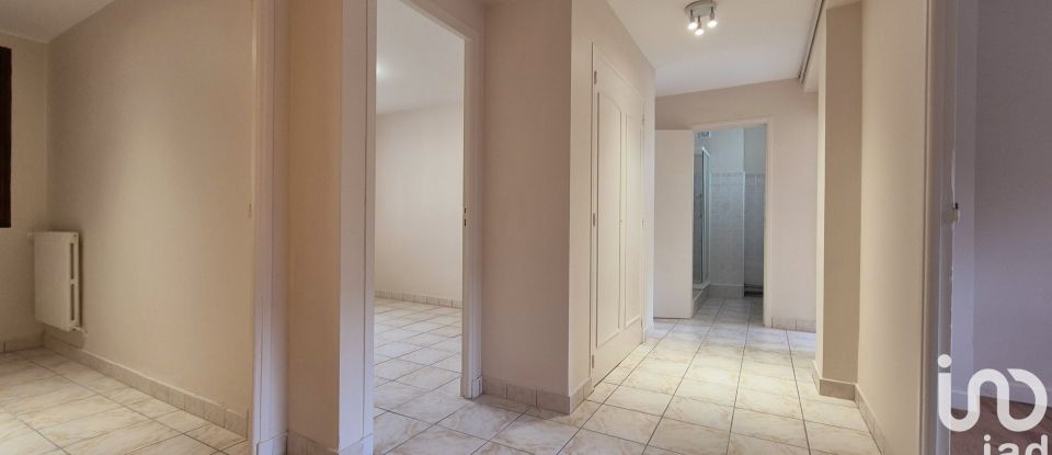 Appartement 4 pièces de 72 m² à Carcassonne (11000)