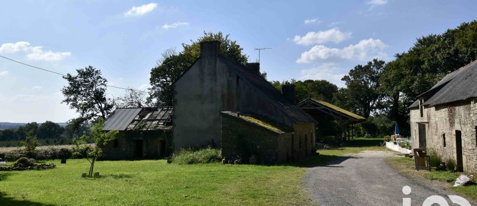 Farm 4 rooms of 163 m² in Scaër (29390)