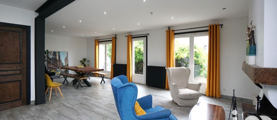 Maison 8 pièces de 234 m² à Nanterre (92000)