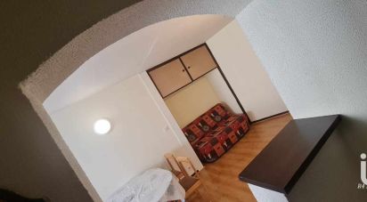 Apartment 2 rooms of 30 m² in LA MONGIE (65200)