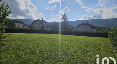 Land of 1,022 m² in Vulbens (74520)