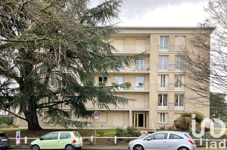 Apartment 3 rooms of 77 m² in Compiègne (60200)