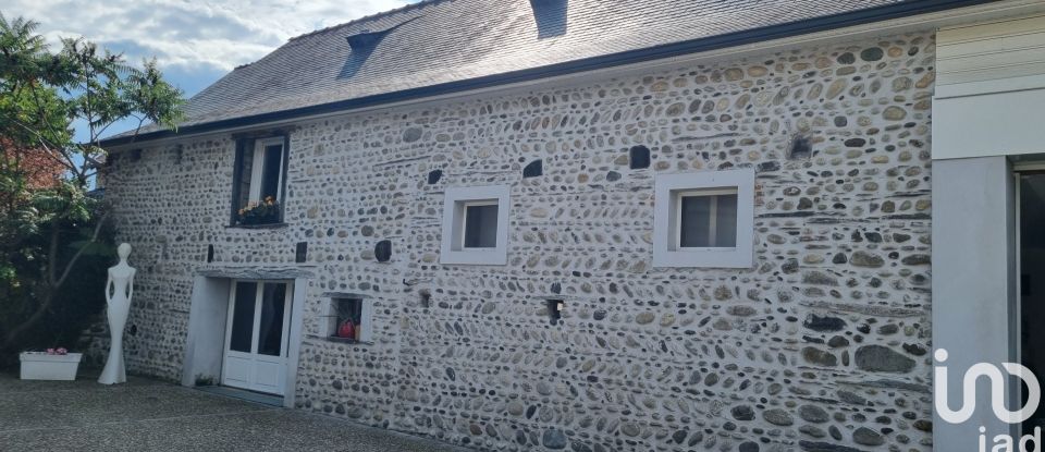 Maison de campagne 5 pièces de 128 m² à Tarbes (65000)