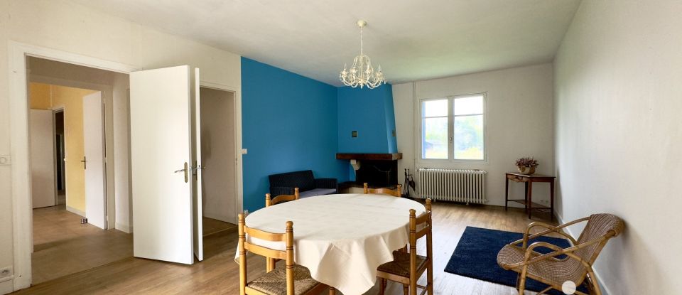 House 5 rooms of 97 m² in L'Isle-d'Espagnac (16340)