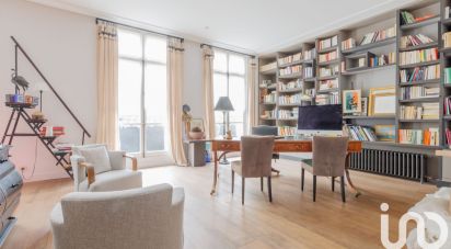 Appartement 8 pièces de 257 m² à Paris (75008)